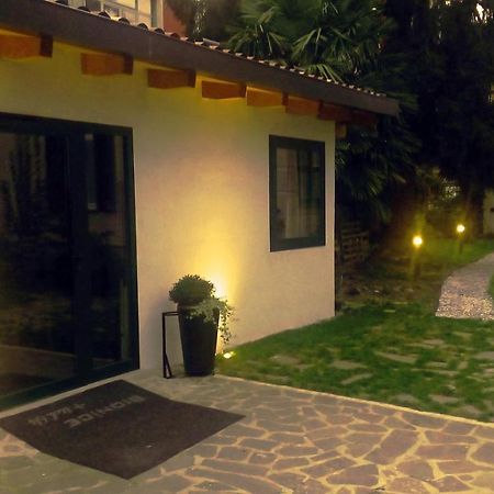 Al Giardino Degli Artisti Bed & Breakfast Кайро Монтеноте Екстериор снимка