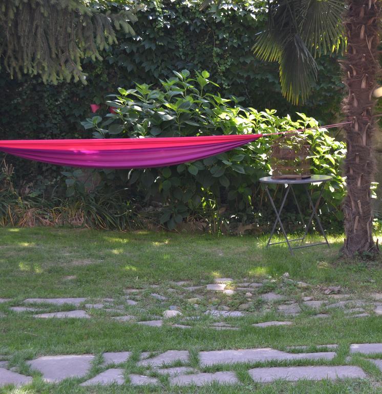 Al Giardino Degli Artisti Bed & Breakfast Кайро Монтеноте Екстериор снимка