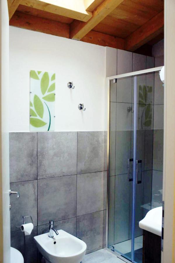 Al Giardino Degli Artisti Bed & Breakfast Кайро Монтеноте Екстериор снимка